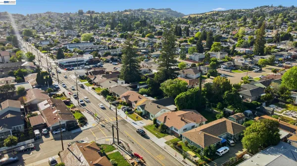 $949,000 | 3586 Somerset Avenue, Castro Valley, CA 94546
