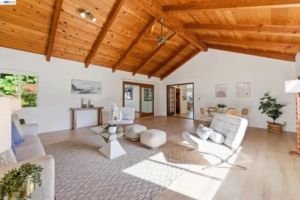 $949,000 | 3586 Somerset Avenue, Castro Valley, CA 94546