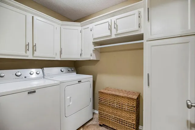 $429,950 | 12479 Twilight Lane, Olathe, KS 66062