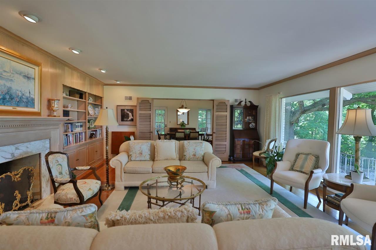 426 East High Point Road Peoria, IL 61614 - Photo 14 of 35 Gallery Image 14