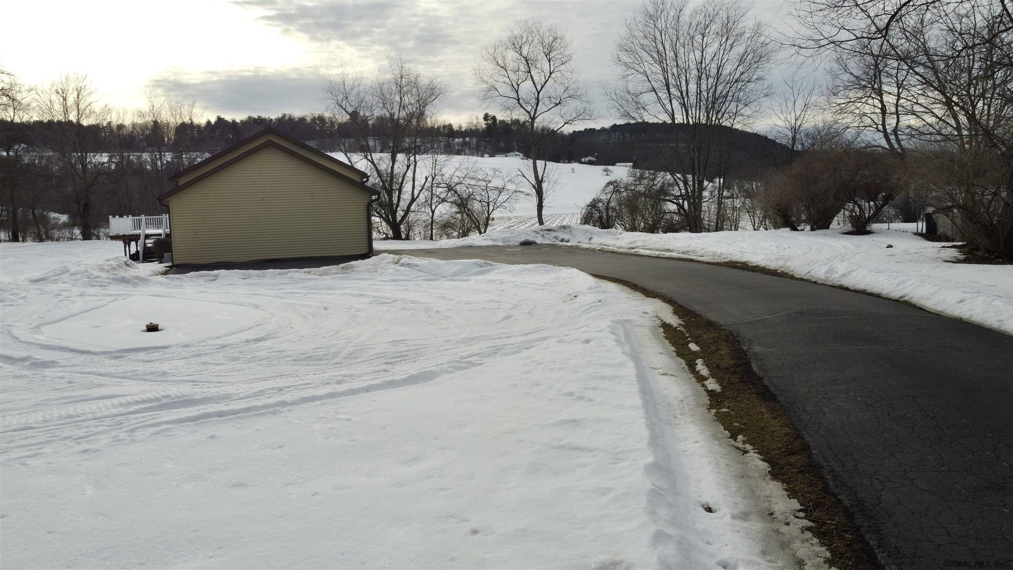 42 Biechman Road Ravena, NY 12143 - Photo 3 of 23 Photo 3