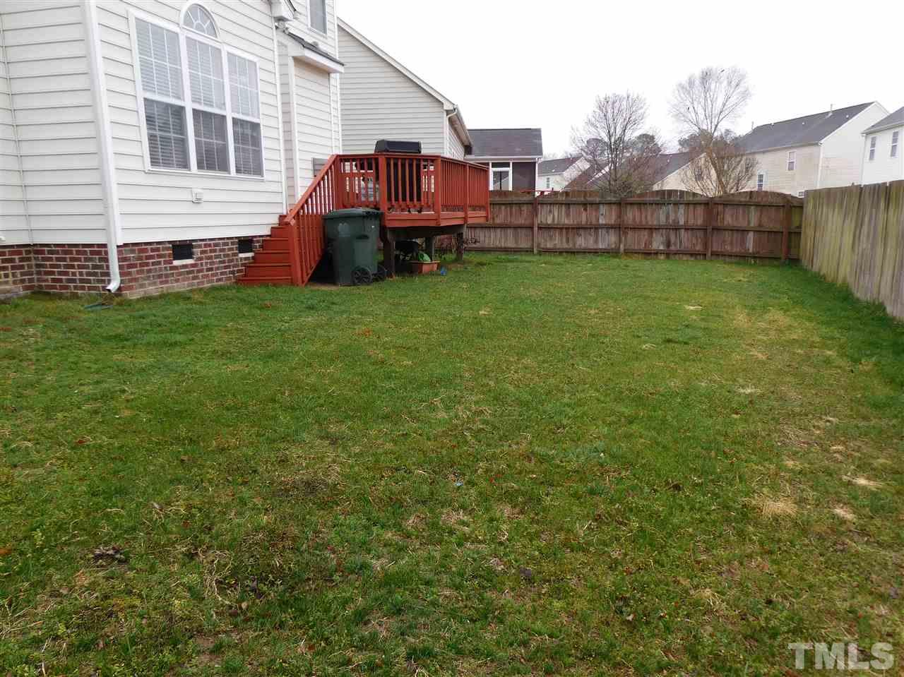 5512 Chatt Court Raleigh, NC 27616 - Photo 5 of 30 Gallery Image 5