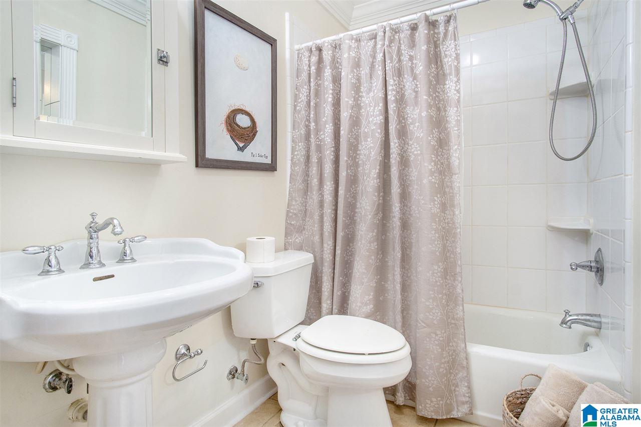 2366 Wine Ridge Drive Birmingham, AL 35244 - Photo 20 of 37