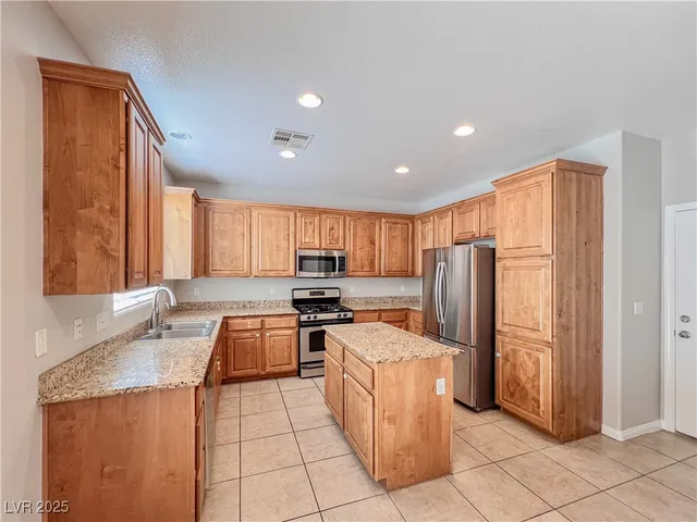 $2,300 | 8019 West Anasazi Ranch Avenue, Las Vegas, NV 89131