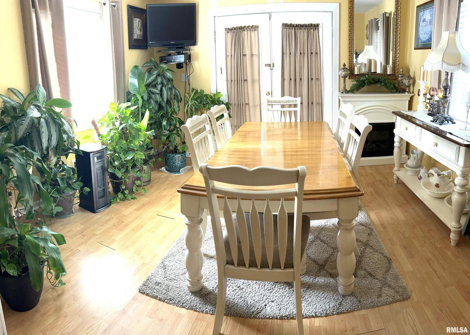 550 South Vienna Road Olmsted, IL 62970 - Photo 28 of 31 a view of a living room with furniture