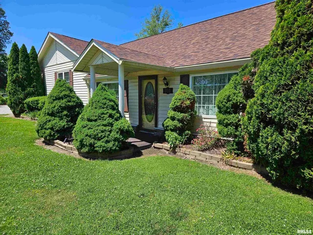 $209,900 | 550 South Vienna Road, Olmsted, IL 62970