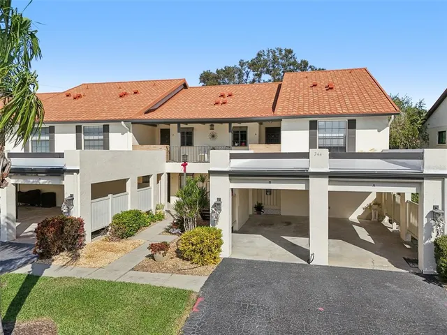 $219,900 | 744 Avenida Estancias, Unit 142, Venice, FL 34292