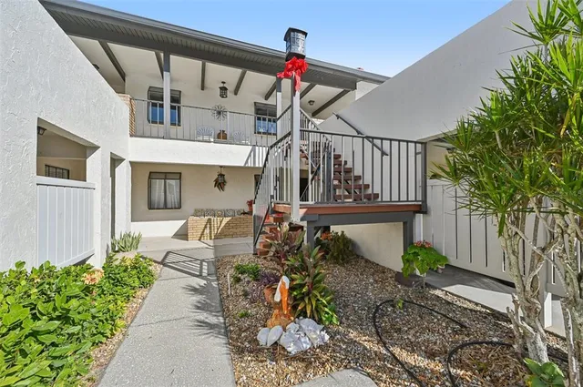 $219,900 | 744 Avenida Estancias, Unit 142, Venice, FL 34292