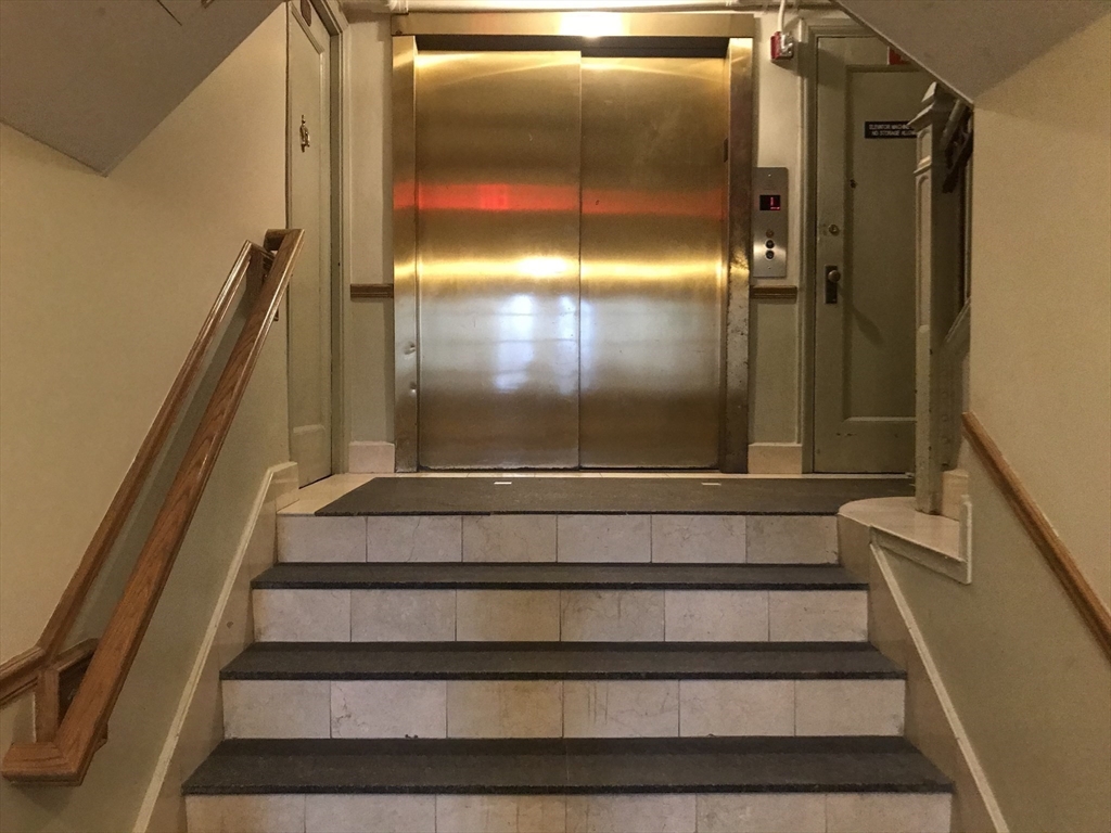1450 Beacon Street, Unit 342 Brookline, MA 02446 - Photo 10 of 16 a view of entryway
