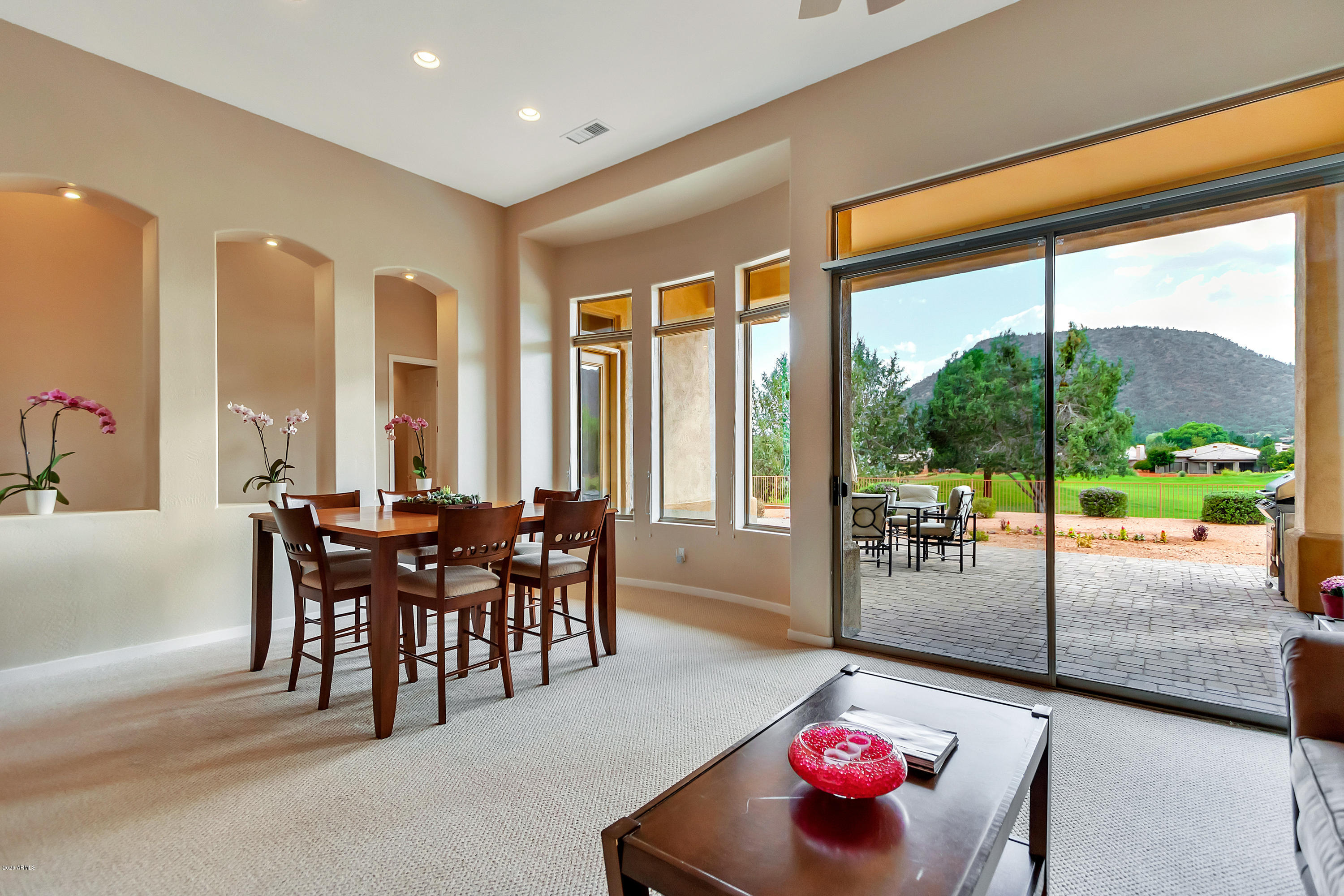 Niches for Decoration