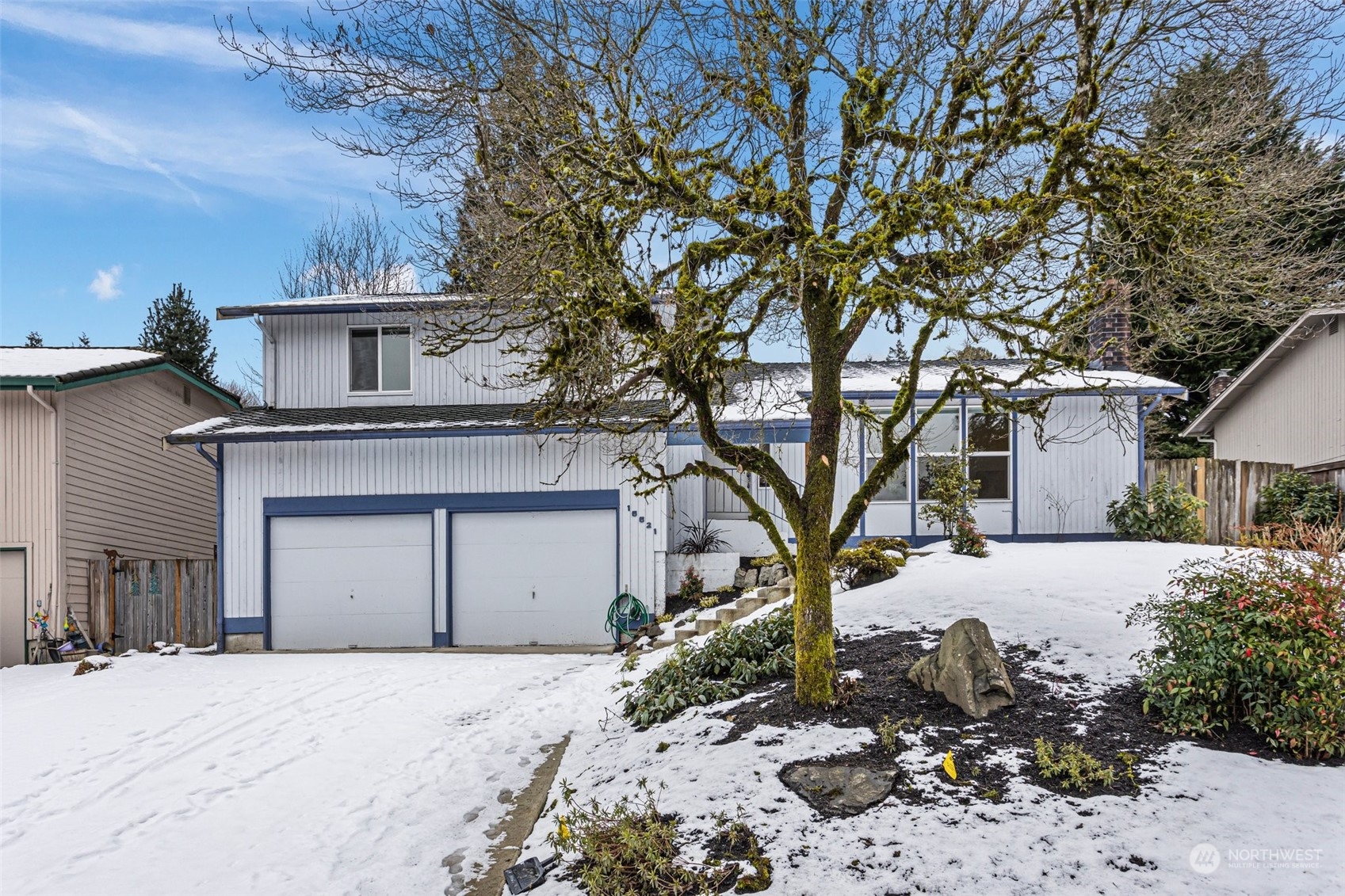 15521 Southeast 176th Street Renton, WA 98058 - Photo 2 of 28 Gallery Image 2