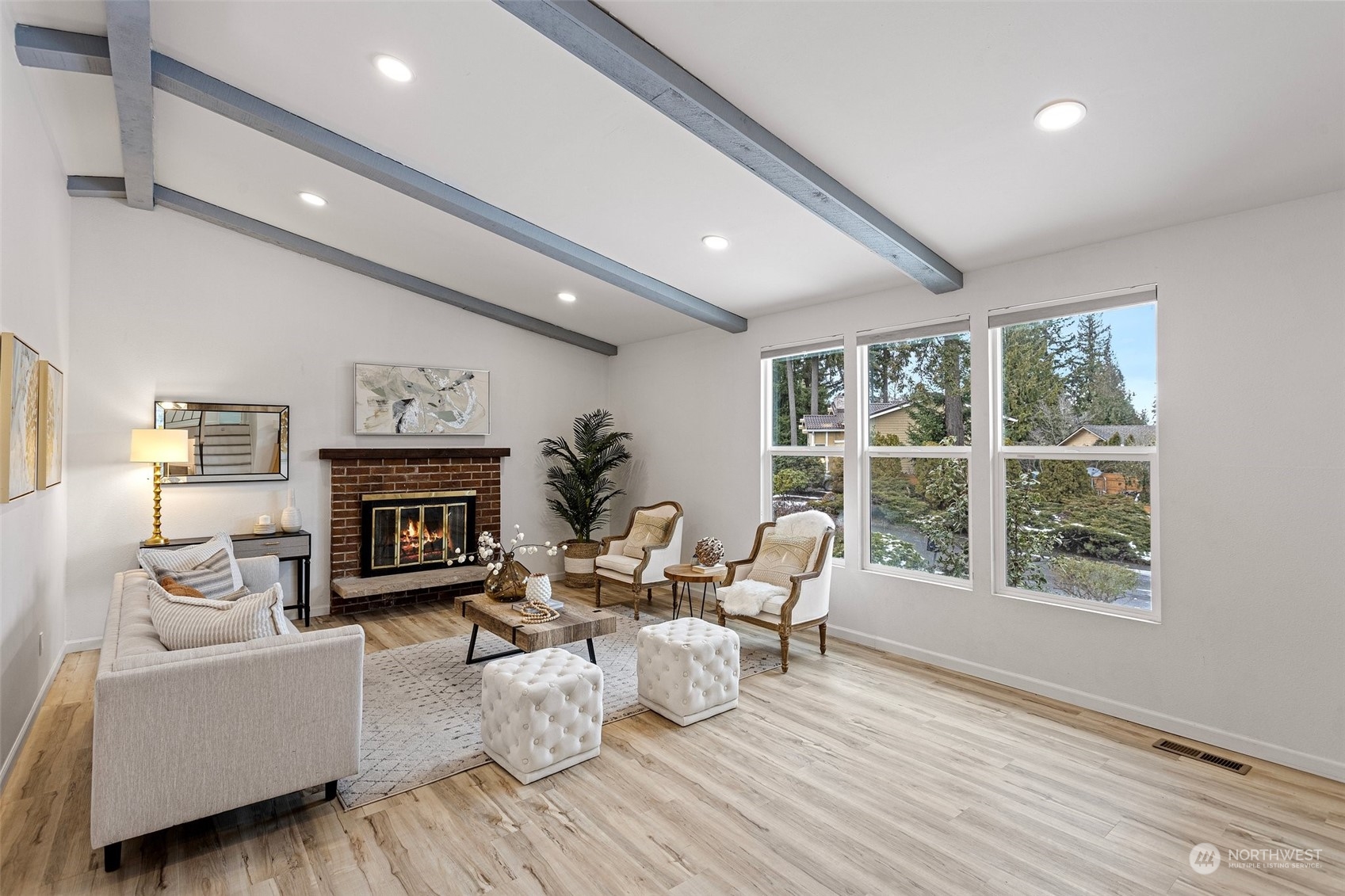 15521 Southeast 176th Street Renton, WA 98058 - Photo 6 of 28 Gallery Image 6