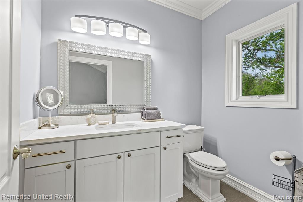 1450 West Maple Road Milford, MI 48381 - Photo 18 of 50