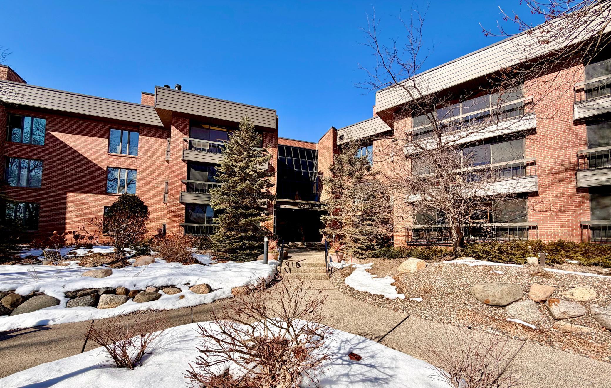 7250 Lewis Ridge Parkway, Unit 102 Edina, MN 55439 - Photo 1 of 1 Gallery Image 1