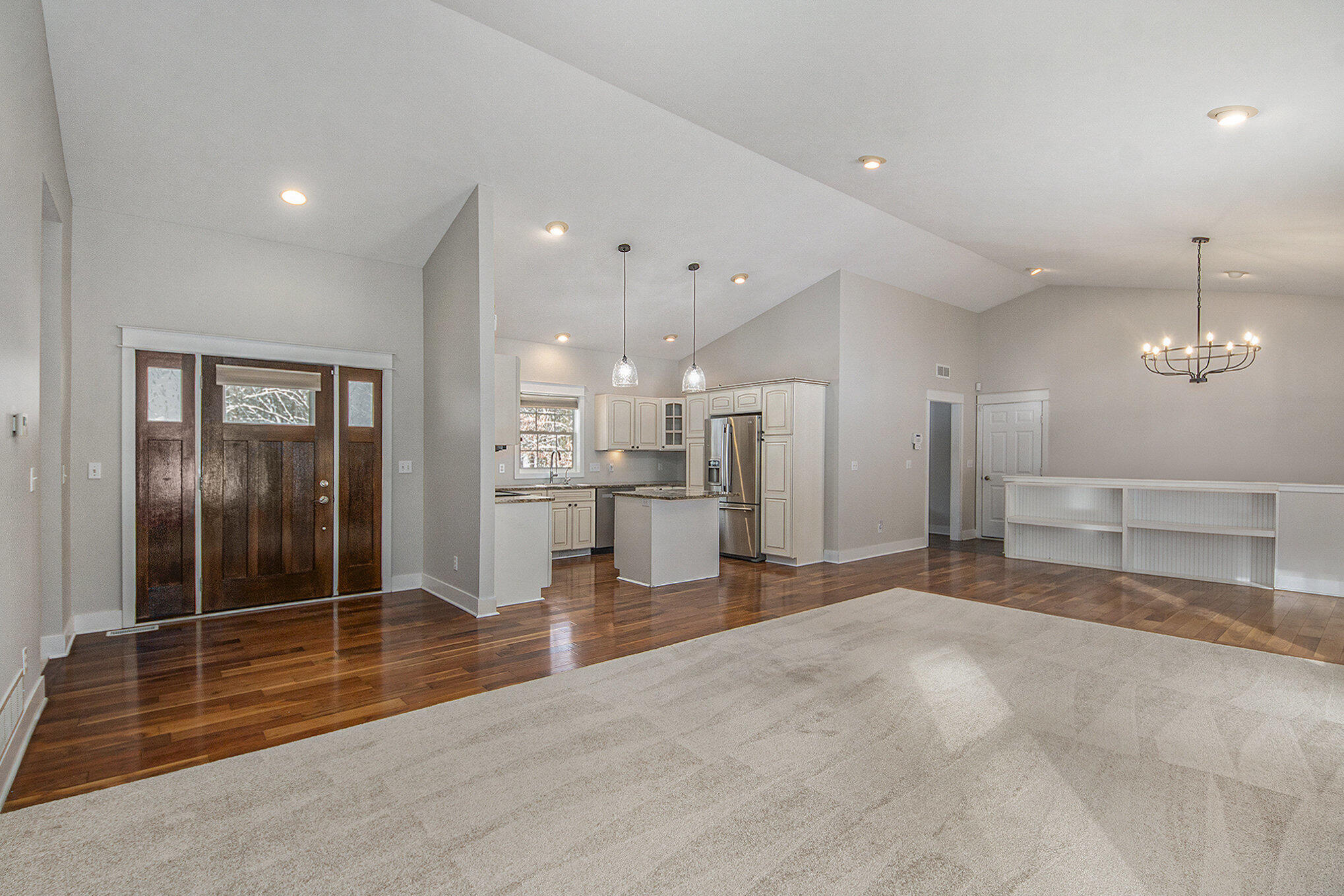7801 Cascade Road Southeast Grand Rapids, MI 49546 - Photo 7 of 33 003_img_3474__762