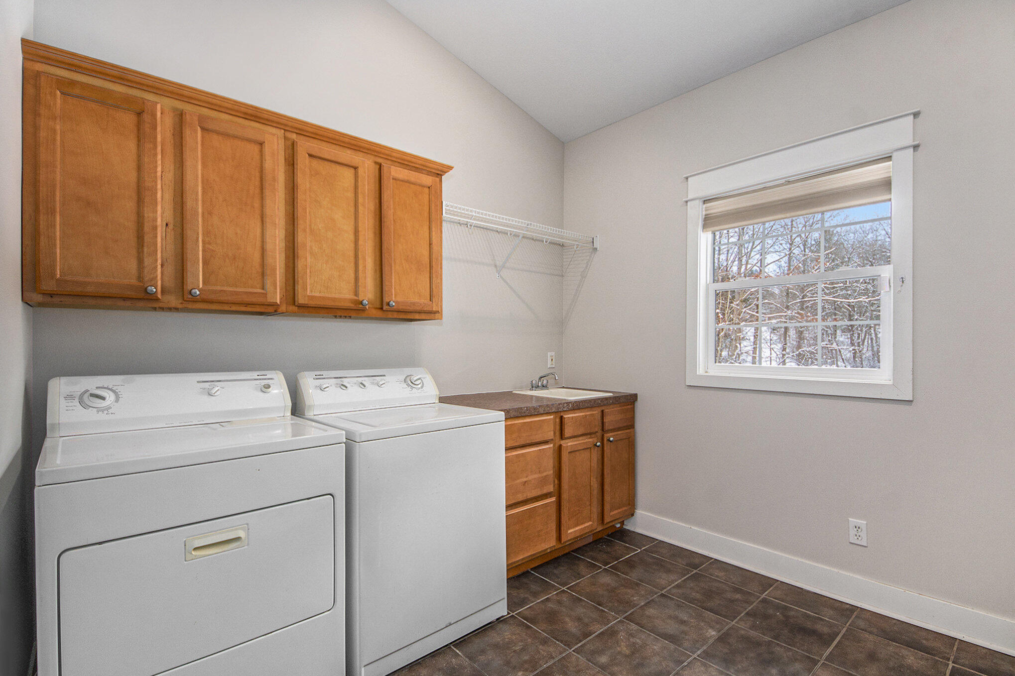 7801 Cascade Road Southeast Grand Rapids, MI 49546 - Photo 10 of 33 006_img_3482__449
