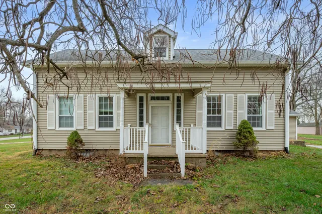 $284,900 | 10021 North State Road 9, Hope, IN 47246