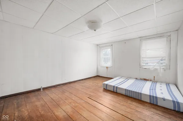 $269,500 | 10021 North State Road 9, Hope, IN 47246