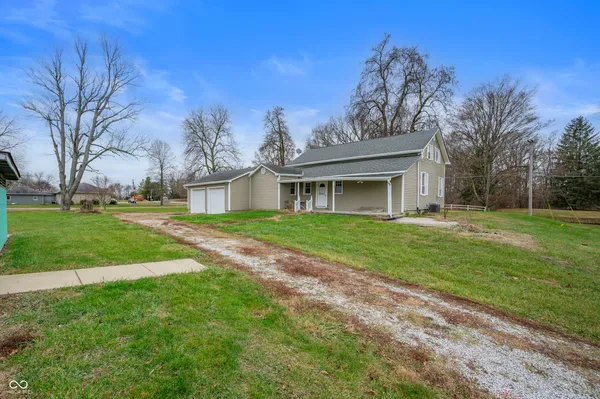 $269,500 | 10021 North State Road 9, Hope, IN 47246