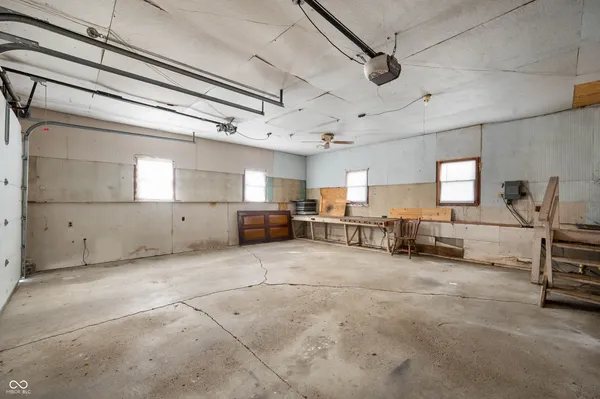 $269,500 | 10021 North State Road 9, Hope, IN 47246