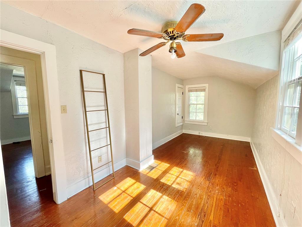 1035 Northeast 3rd Avenue Gainesville, FL 32601 - Photo 22 of 69