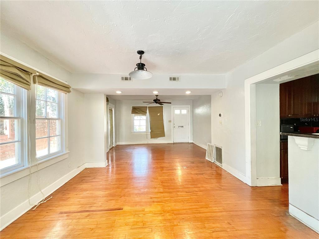 1035 Northeast 3rd Avenue Gainesville, FL 32601 - Photo 5 of 69