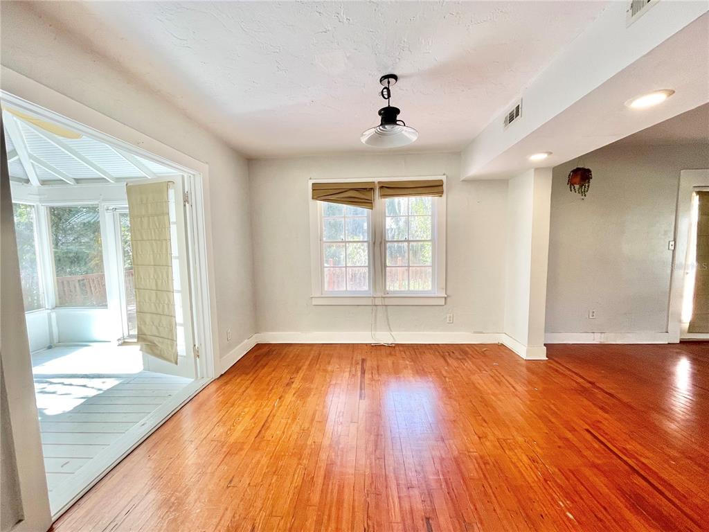 1035 Northeast 3rd Avenue Gainesville, FL 32601 - Photo 6 of 69