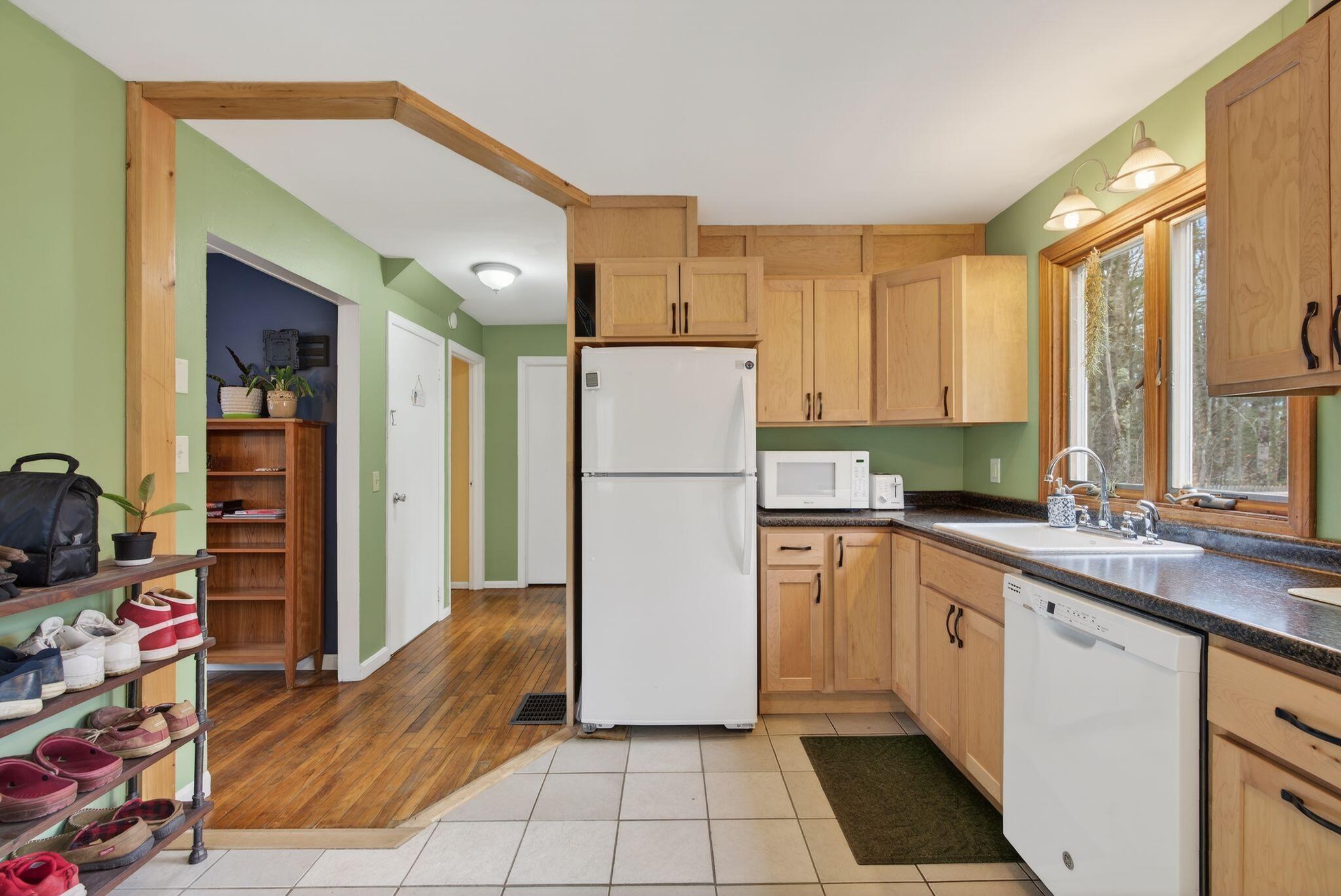 33 Old Ferry Road Wiscasset, ME 04578 - Photo 14 of 40 33 Old Ferry Rd