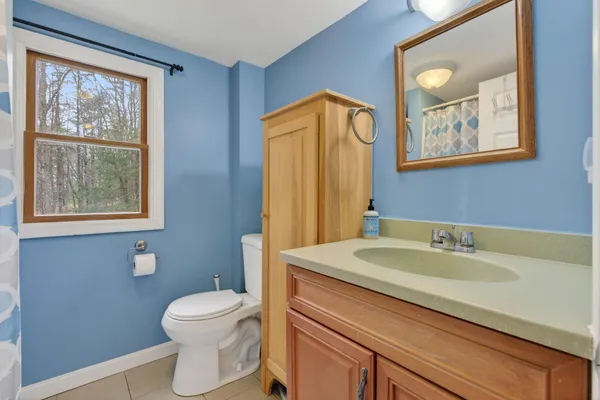 $360,000 | 33 Old Ferry Road, Wiscasset, ME 04578