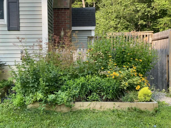 $360,000 | 33 Old Ferry Road, Wiscasset, ME 04578