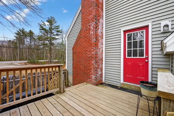 $360,000 | 33 Old Ferry Road, Wiscasset, ME 04578