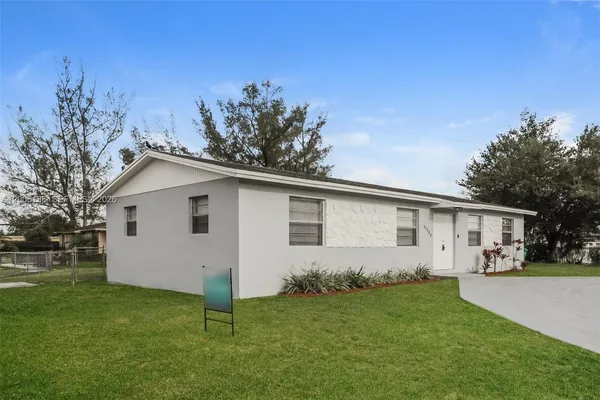 $3,075 | 18931 Northwest 33rd Place, Miami Gardens, FL 33056