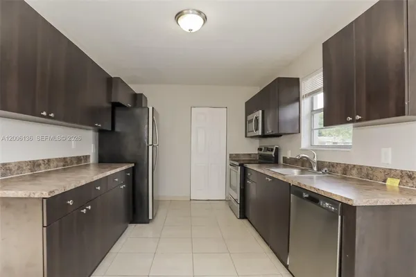 $3,075 | 18931 Northwest 33rd Place, Miami Gardens, FL 33056