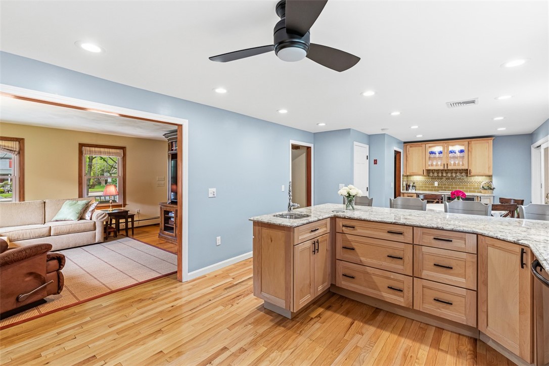 7 Pheasant Run Road North Smithfield, RI 02896 - Photo 16 of 50