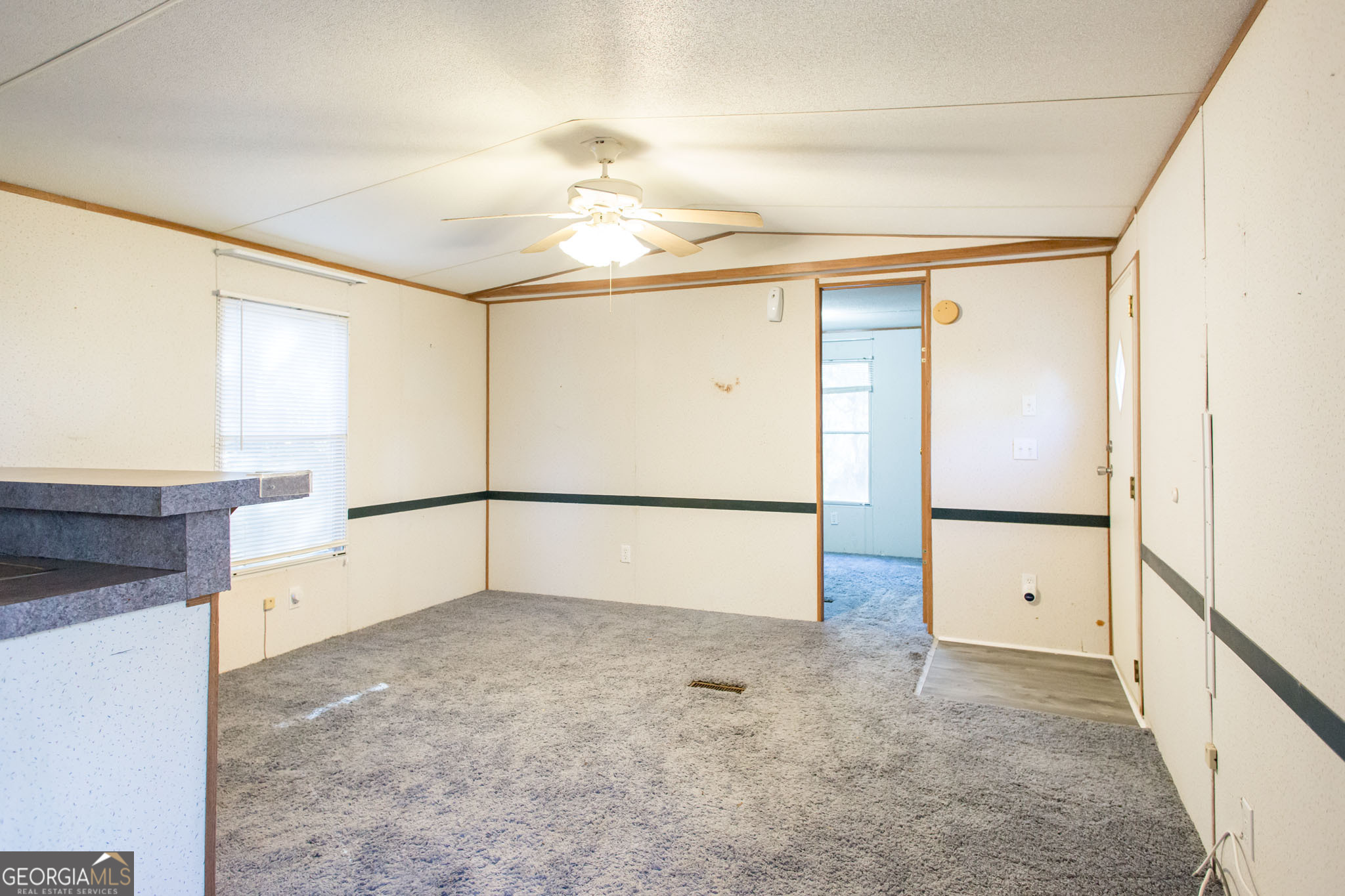 6005 Chancey Road Patterson, GA 31557 - Photo 5 of 23 a view of washer and dryer