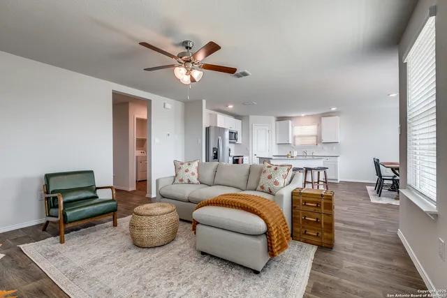 $305,000 | 11626 Lavendale Spur, San Antonio, TX 78245