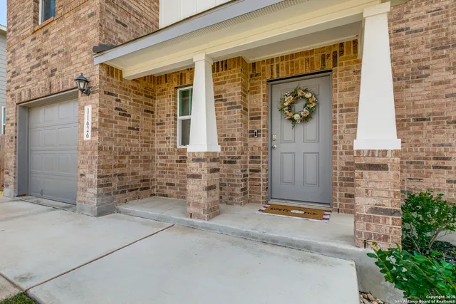 $305,000 | 11626 Lavendale Spur, San Antonio, TX 78245