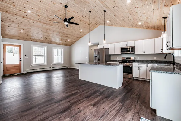 $549,000 | 35 Farms Edge, Bridgton, ME 04009