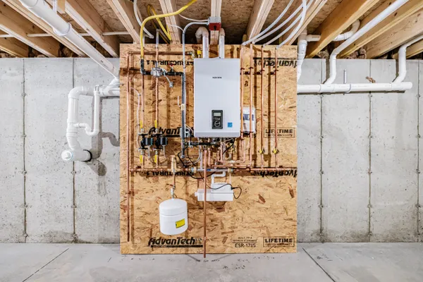 $549,000 | 35 Farms Edge, Bridgton, ME 04009