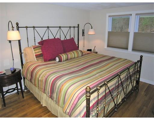 16 Appletree Lane Walpole, MA 02081 - Photo 13 of 26