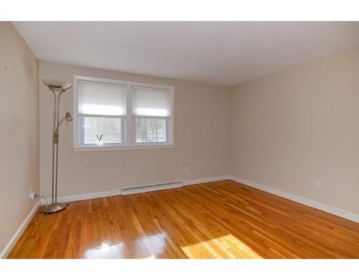 16 Appletree Lane Walpole, MA 02081 - Photo 14 of 26