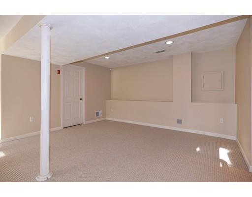 16 Appletree Lane Walpole, MA 02081 - Photo 19 of 26