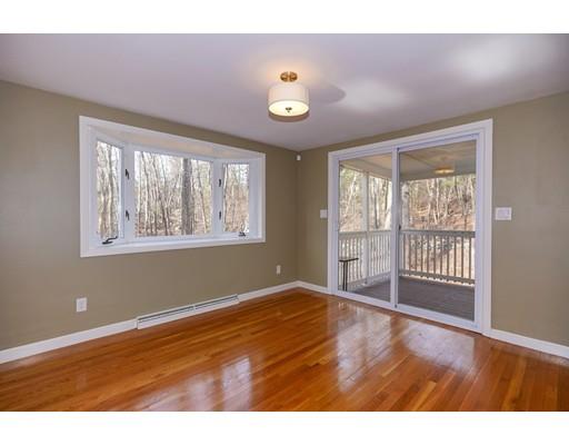 16 Appletree Lane Walpole, MA 02081 - Photo 5 of 26