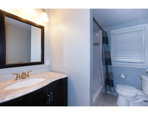 16 Appletree Lane Walpole, MA 02081 - Photo 10 of 26