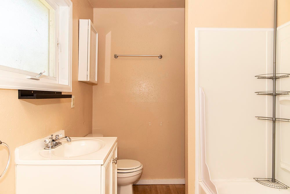 563 Glenbrook Loop Road Riddle, OR 97469 - Photo 13 of 38 12