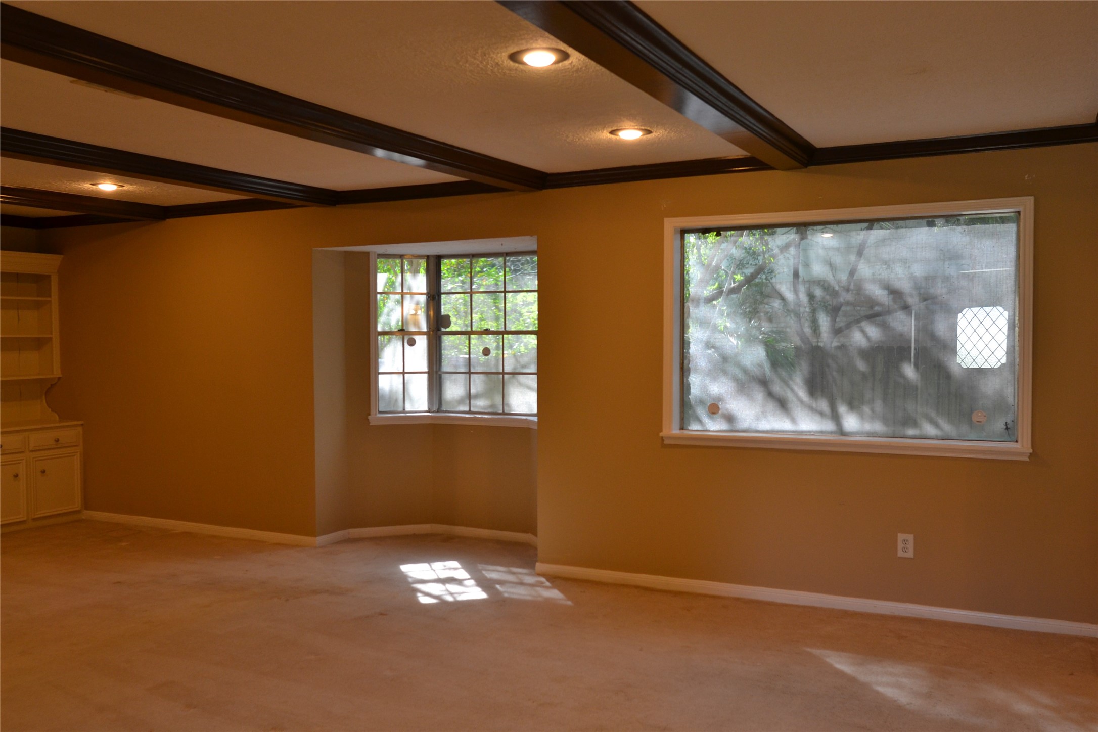 1223 Longledge Drive Seabrook, TX 77586 - Photo 12 of 49 a view of an empty room with a window