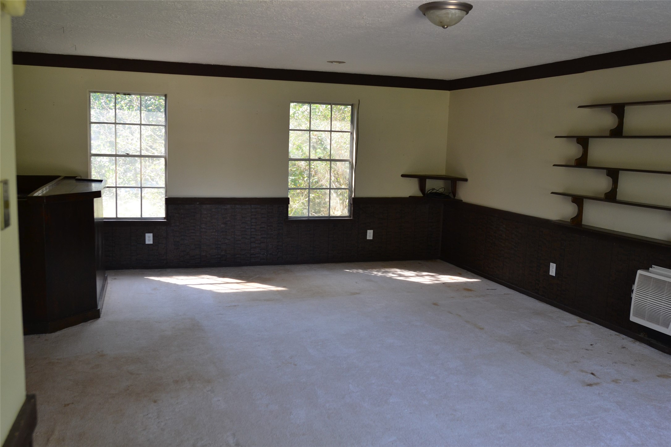 1223 Longledge Drive Seabrook, TX 77586 - Photo 29 of 49 wooden floor and windows in a room
