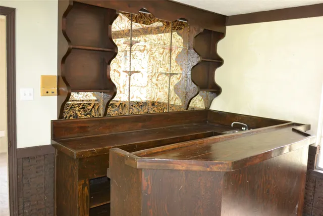 $379,000 | 1223 Longledge Drive, Seabrook, TX 77586