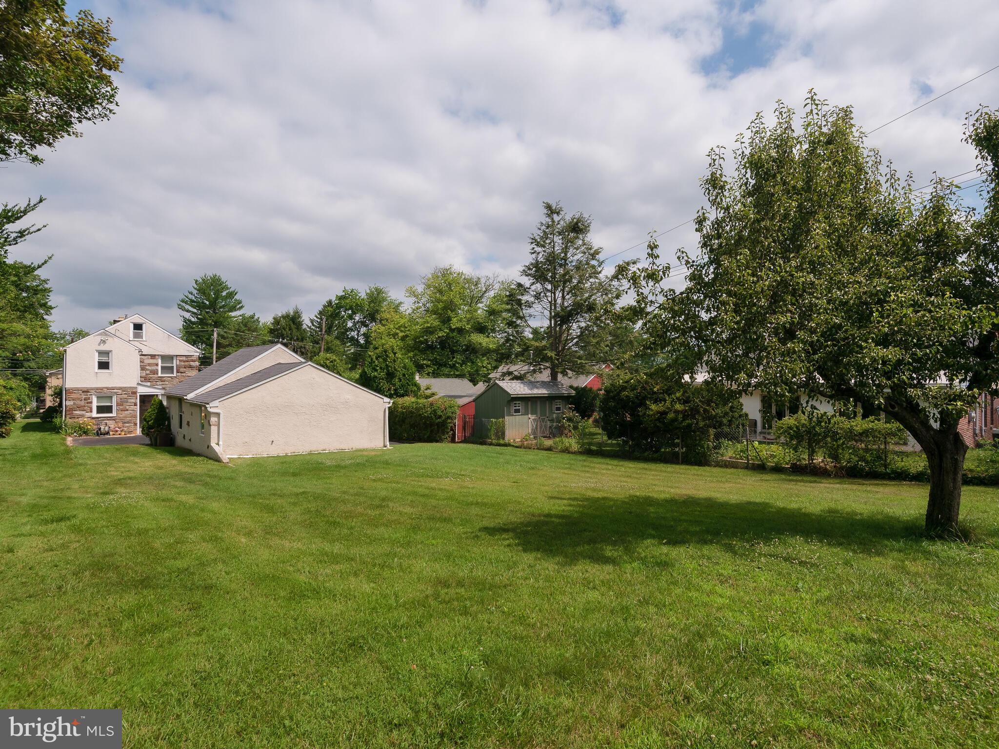 365 Sugartown Road Wayne, PA 19087 - Photo 2 of 46 Large, flat back Yard
