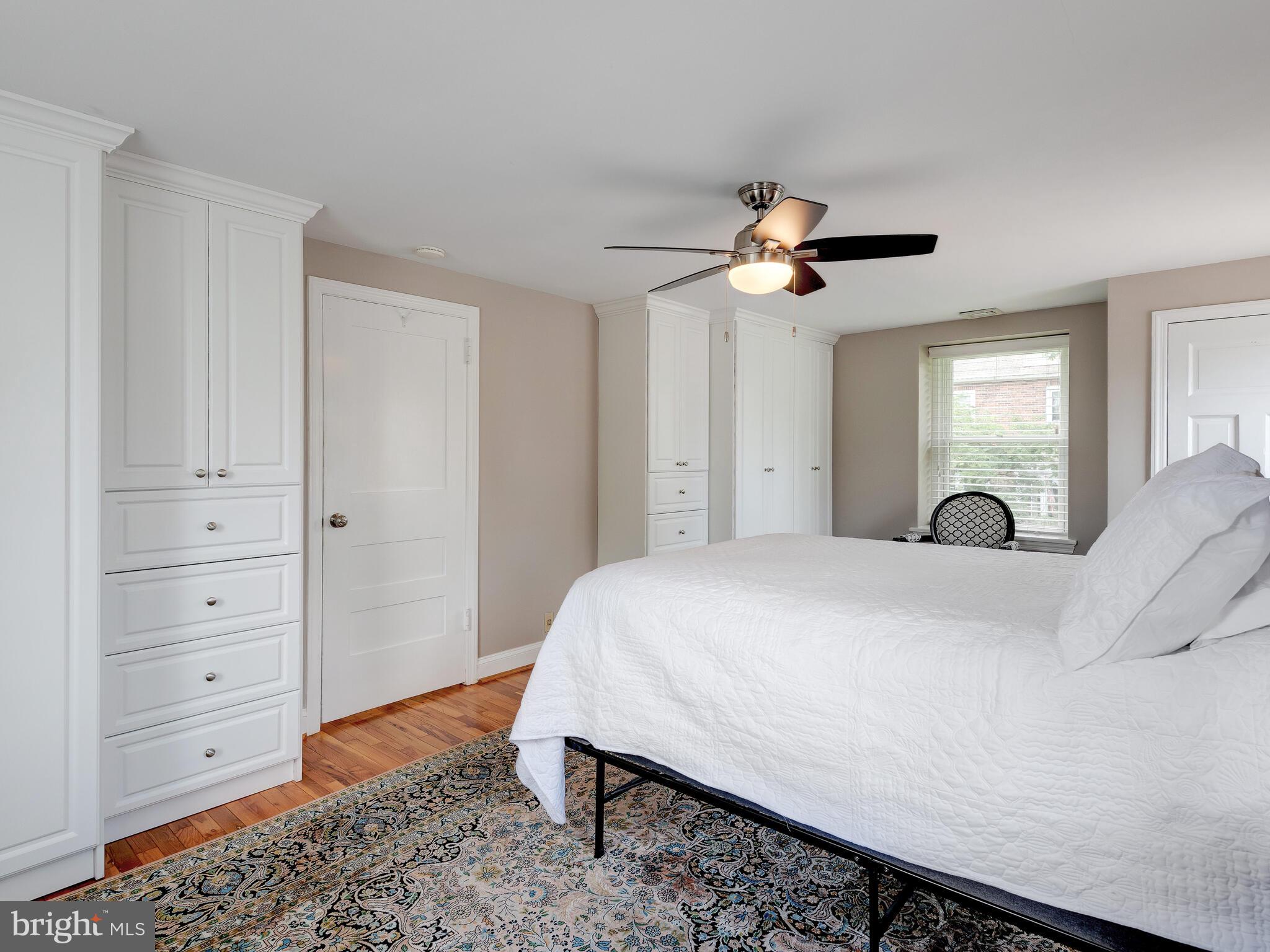 365 Sugartown Road Wayne, PA 19087 - Photo 28 of 46 Master with lots of built-ins